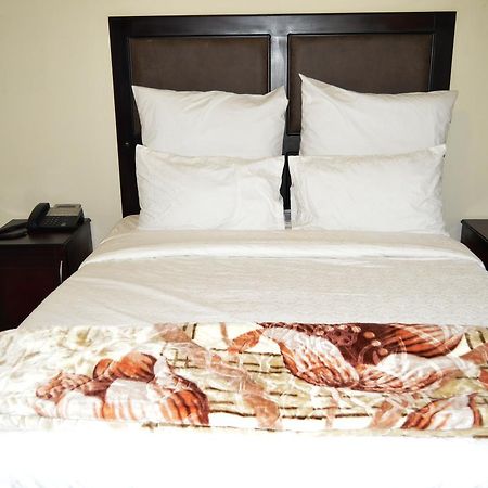 Channel View Lodge เคมป์ตัน พาร์ค ภายนอก รูปภาพ